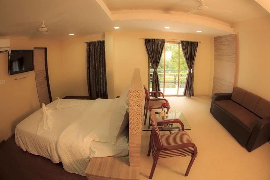 Khadoli Green Valley Resort מראה חיצוני תמונה